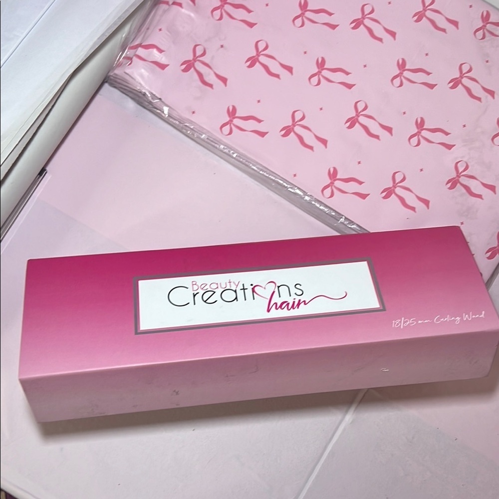 ✅New✅🩷💇🏼‍♀️Beauty Creations Hair Pink Box